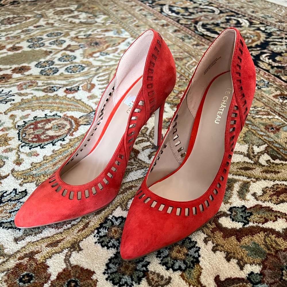 Le Château Coral Classic Heel – 100% Suede Leather - Picture 2 of 11